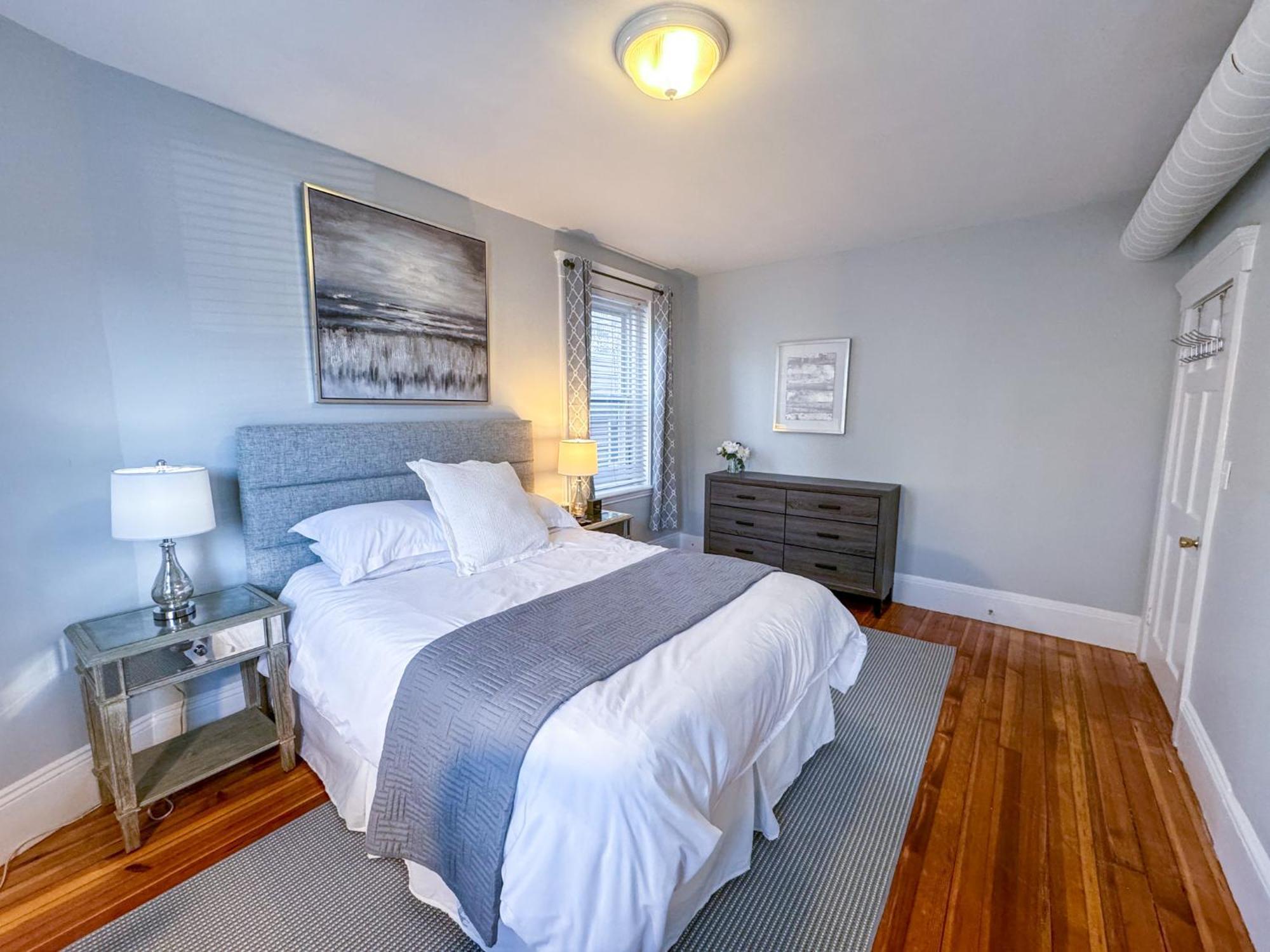 Apartamento Huge,3 Bed,2Bath,Public Transport,Boston,Sleeps 9 Brookline Exterior foto